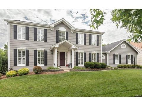 15826 Cedarmill Dr, Chesterfield, MO 63017 photo 2