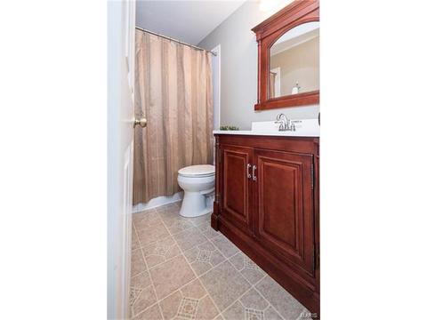 15826 Cedarmill Dr, Chesterfield, MO 63017 photo 27