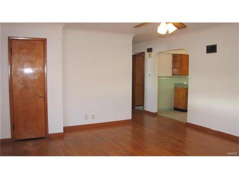 112 E Pitman St, O'fallon, MO 63366 photo 3