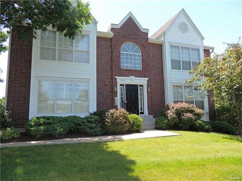 1323 Crossings Ct #B, Ballwin, MO 63021 photo 1