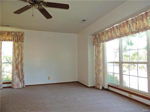 1323 Crossings Ct #B, Ballwin, MO 63021 photo 4