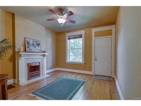 4925 Gresham Ave, Saint Louis, MO 63109 photo 4