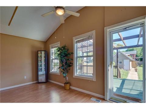 4925 Gresham Ave, Saint Louis, MO 63109 photo 19