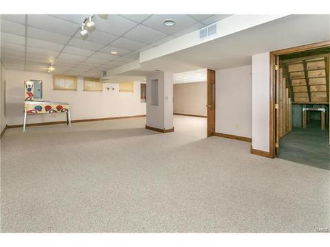 712 Mark Wesley Ln, Ballwin, MO 63021 photo 35