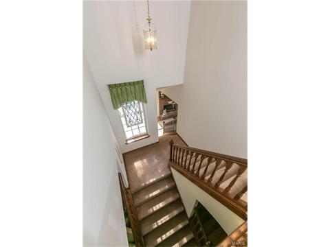712 Mark Wesley Ln, Ballwin, MO 63021 photo 32
