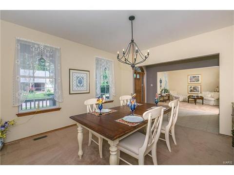 712 Mark Wesley Ln, Ballwin, MO 63021 photo 6