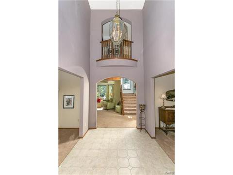 712 Mark Wesley Ln, Ballwin, MO 63021 photo 5