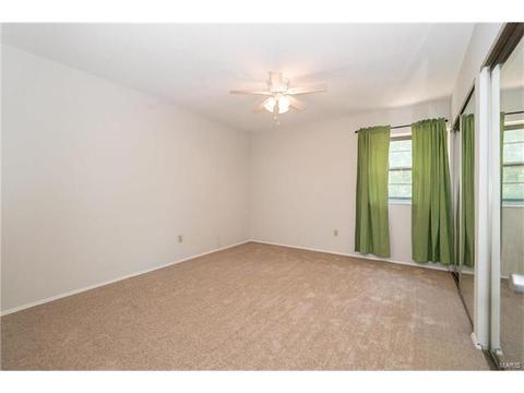 200 Braeshire Dr #K, Ballwin, MO 63021 photo 13