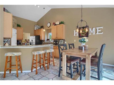 717 Emerald Oaks Ct, Eureka, MO 63025 photo 18
