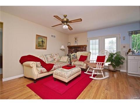 688 Woodrun, Ballwin, MO 63021 photo 7