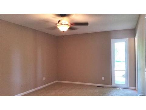 200 Cool Meadows Dr, Ballwin, MO 63011 photo 14
