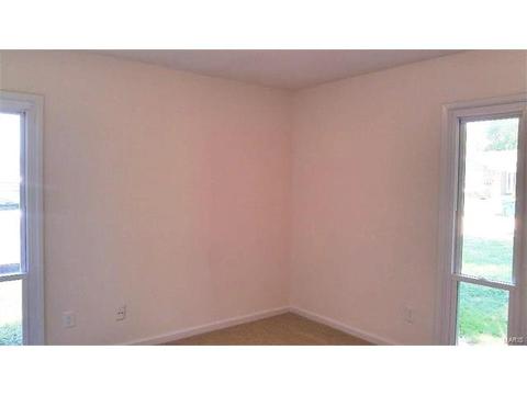 200 Cool Meadows Dr, Ballwin, MO 63011 photo 12