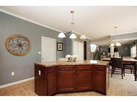 363 Lauren Lndg, Ballwin, MO 63021 photo 16