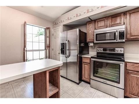 761 Woodside Trails Dr, Ballwin, MO 63021 photo 11