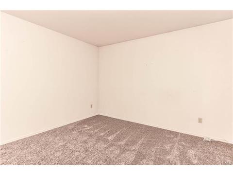 761 Woodside Trails Dr, Ballwin, MO 63021 photo 17