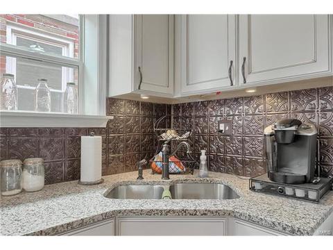 5533 Gresham Ave, Saint Louis, MO 63109 photo 21