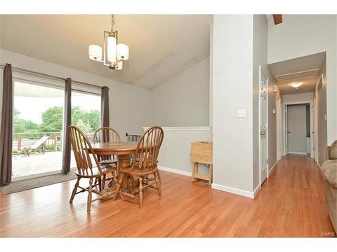 455 Fall River Ln, Saint Charles, MO 63304 photo 3