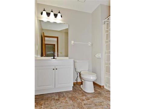 1056 Oak Glen Cir, Ballwin, MO 63021 photo 22