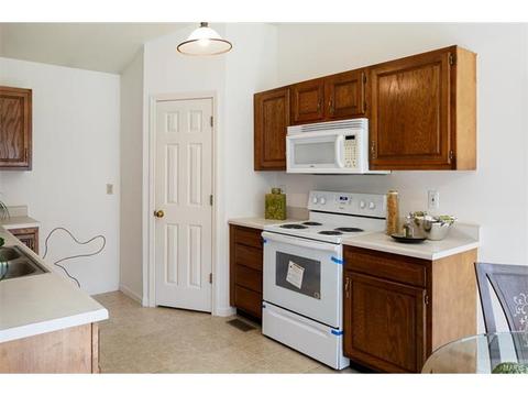 1712 Stoney Terrace Dr, Ballwin, MO 63021 photo 3
