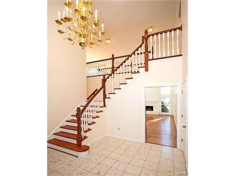 2027 Brook Hill Ridge Dr, Chesterfield, MO 63017 photo 4