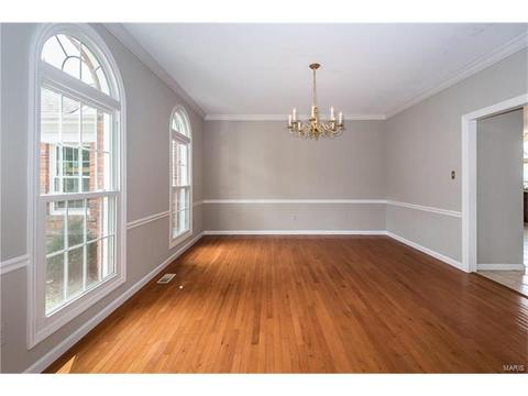 2027 Brook Hill Ridge Dr, Chesterfield, MO 63017 photo 12