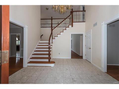 2027 Brook Hill Ridge Dr, Chesterfield, MO 63017 photo 8