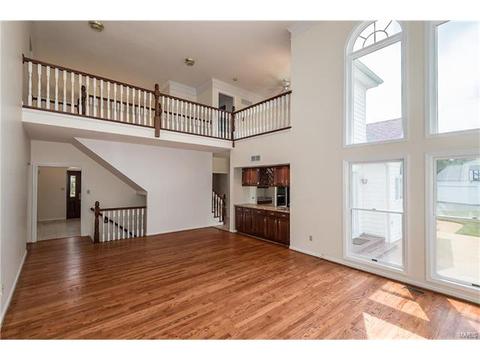 2027 Brook Hill Ridge Dr, Chesterfield, MO 63017 photo 15