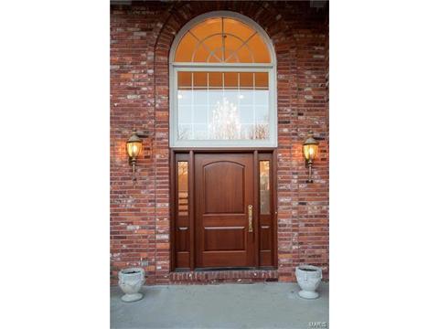 2027 Brook Hill Ridge Dr, Chesterfield, MO 63017 photo 3