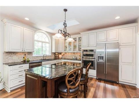 731 Arbor Hvn, Ballwin, MO 63021 photo 3