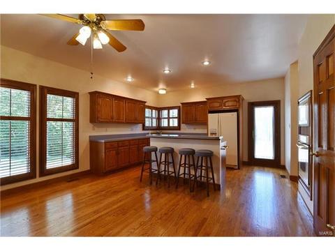 502 Morning Oaks Ct, Ellisville, MO 63021 photo 13
