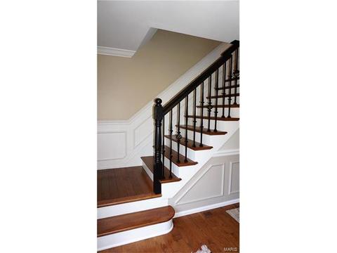 827 Palm Bay Dr, Ellisville, MO 63021 photo 3