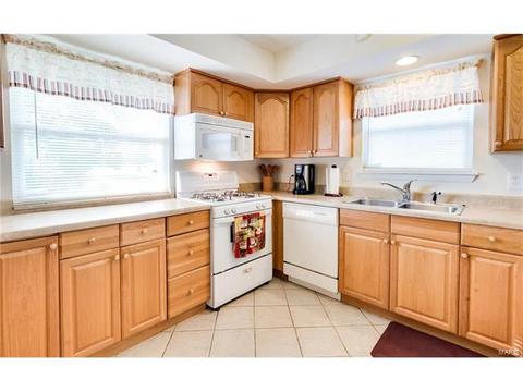 504 Duchesne Ave, O'fallon, MO 63366 photo 10