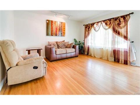 504 Duchesne Ave, O'fallon, MO 63366 photo 7