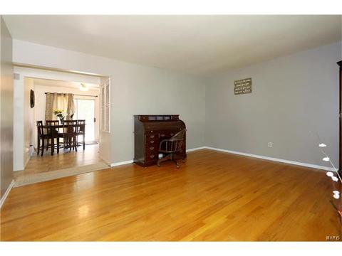 334 Fairview Ct, Ballwin, MO 63021 photo 5
