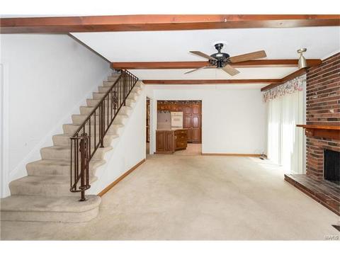 9 Forrester Dr, Ballwin, MO 63011 photo 8