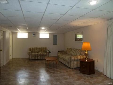 949 Oakfield Dr, Ballwin, MO 63021 photo 18