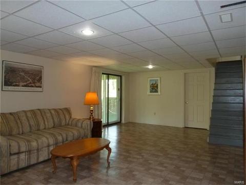 949 Oakfield Dr, Ballwin, MO 63021 photo 17