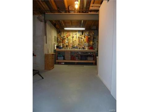 949 Oakfield Dr, Ballwin, MO 63021 photo 21
