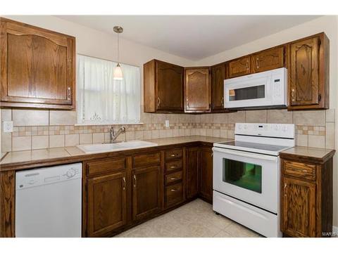 805 Taylor, O'fallon, MO 63366 photo 4