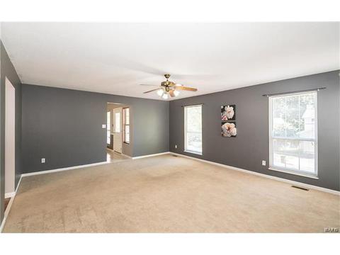 433 Elm Crossing Ct, Ballwin, MO 63021 photo 8