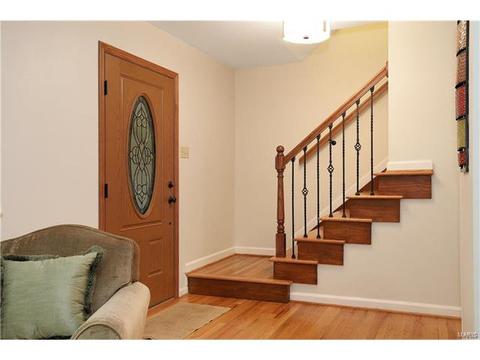 616 Burwick Ter, Ballwin, MO 63021 photo 9