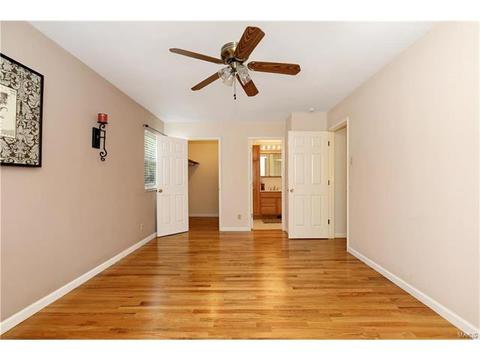 616 Burwick Ter, Ballwin, MO 63021 photo 10