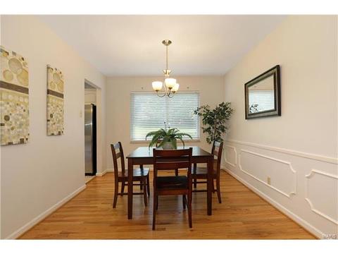 616 Burwick Ter, Ballwin, MO 63021 photo 7