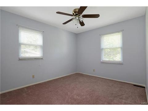 616 Burwick Ter, Ballwin, MO 63021 photo 13