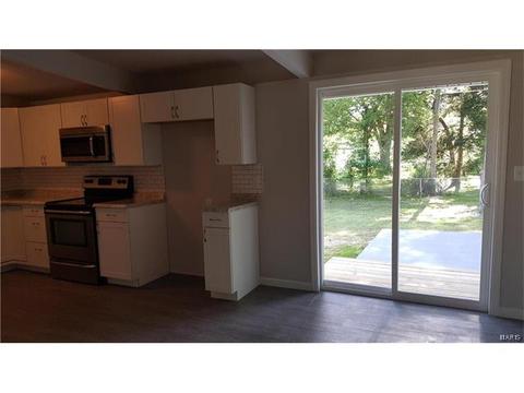 603 Wicklow Dr, Ballwin, MO 63021 photo 4