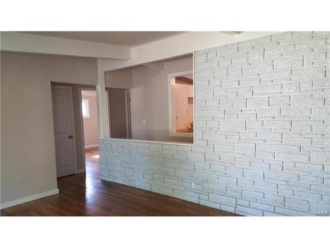 603 Wicklow Dr, Ballwin, MO 63021 photo 16