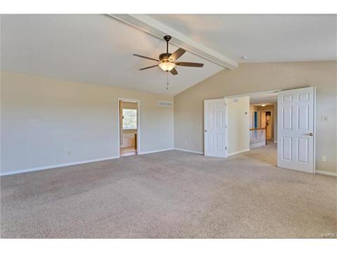 1942 Hedge Dr, O'fallon, MO 63366 photo 4