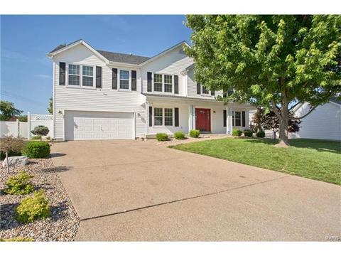 1942 Hedge Dr, O'fallon, MO 63366 photo 1
