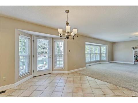 1942 Hedge Dr, O'fallon, MO 63366 photo 14