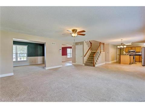 1942 Hedge Dr, O'fallon, MO 63366 photo 12